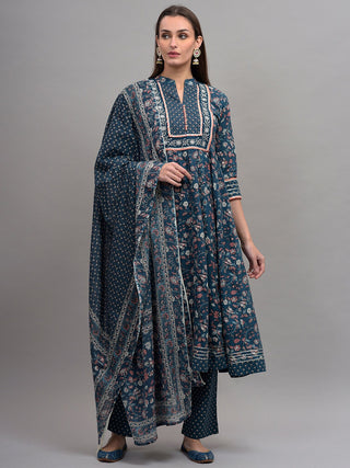 Kalini Women Floral Printed Panelled Gotta Patti Pure Cotton Kurta With Trousers & Dupatta - Distacart