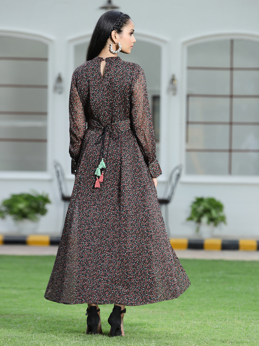 Buy Juniper Womens Black Chiffon Digital Floral Printed Maxi Dress Online at Low Price. Buy Juniper Womens Black Chiffon Digital Floral Printed Maxi Dress Online at Low Price.