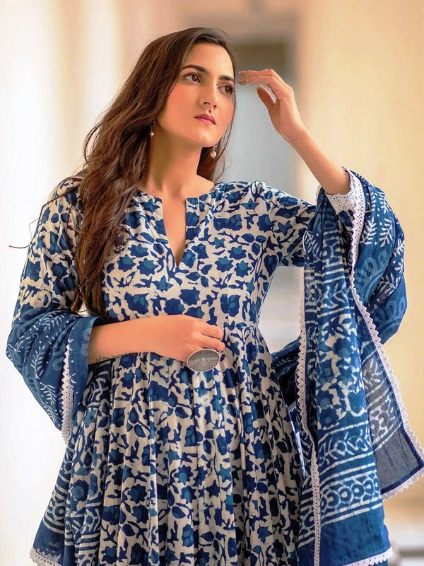 Kalini Floral Printed Anarkali Kurta & Trousers With Dupatta - Distacart