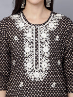 Thumbnail for HERE&NOW Women Geometric Yoke Design Thread Work Kurta - Distacart