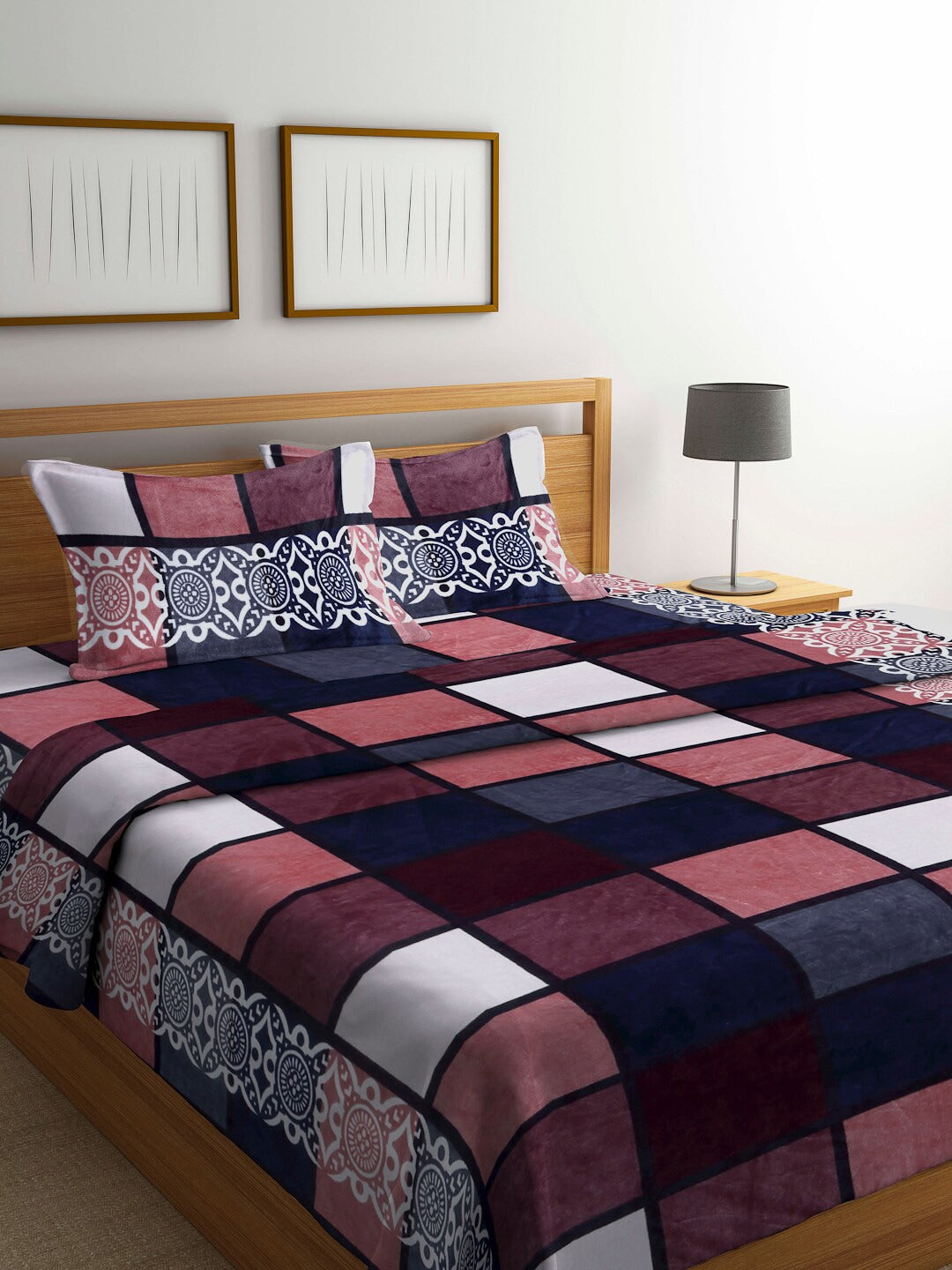 Stylespace by Isha Pink Geometric 300 TC Warm Velvet King Bedsheet & 2 Pillow Covers - Distacart