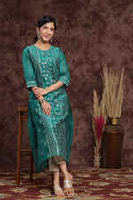 Thumbnail for Juniper Women's Ramagreen Modal Chanderi Printed Straight Kurta - Distacart