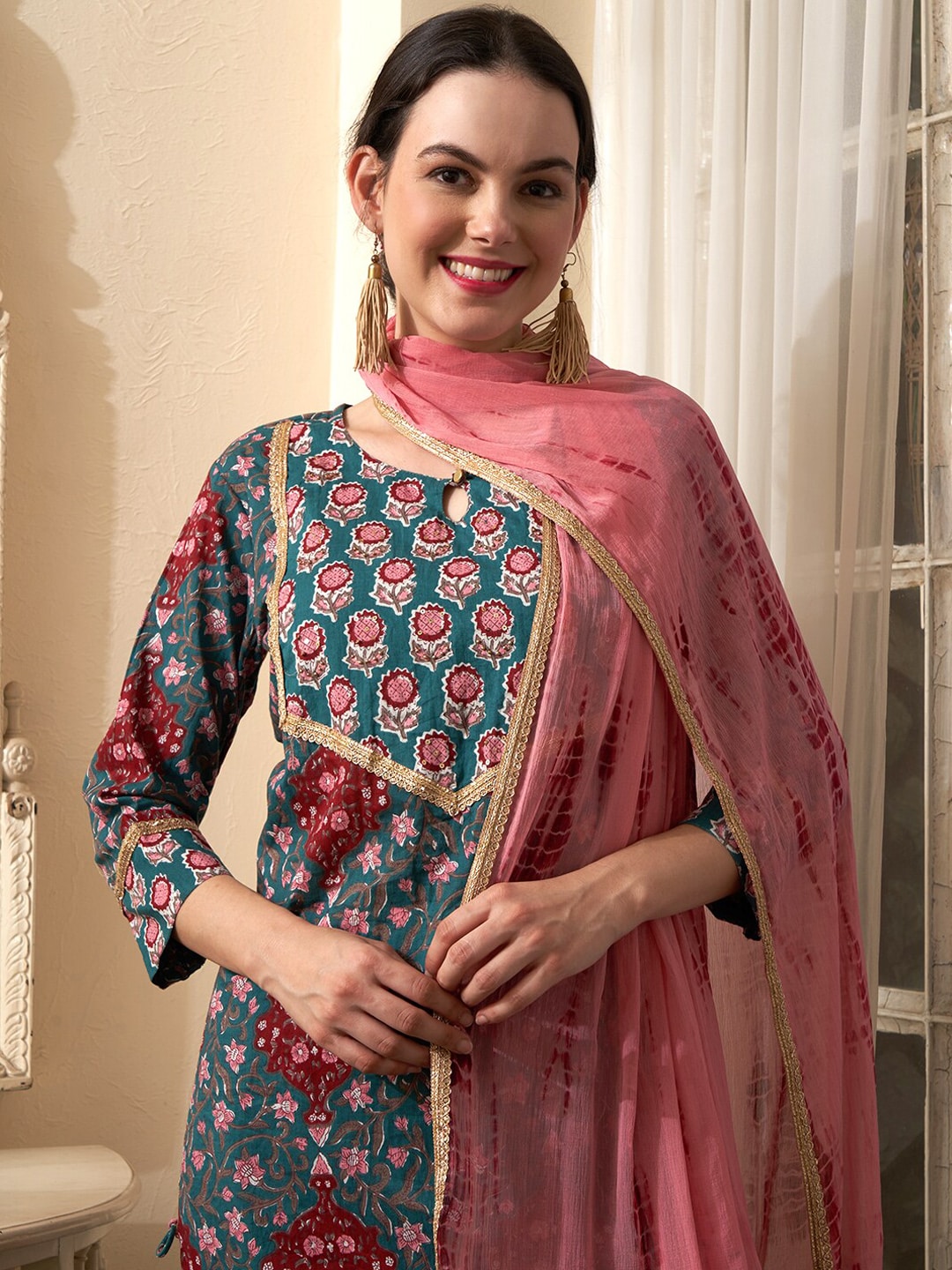 Sangria Teal Blue Floral Printed Gotta Patti Pure Cotton Kurta With Trousers & Dupatta - Distacart