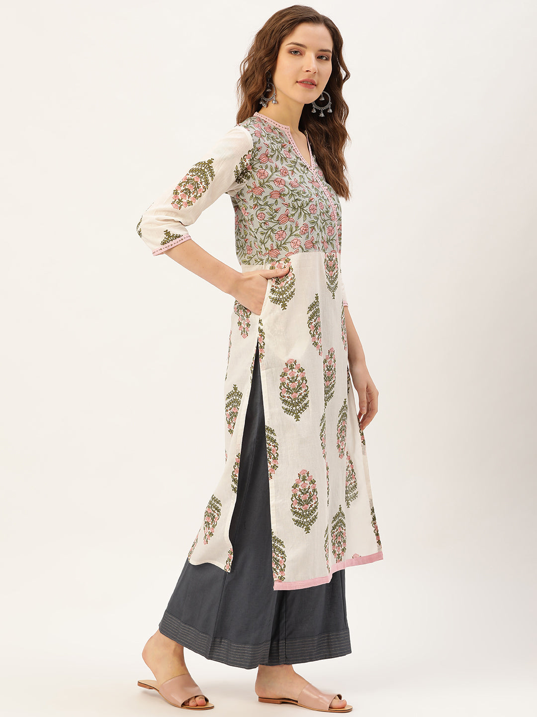 Jaipur Kurti Women Off-White & Pink Printed Straight Kurta - Distacart