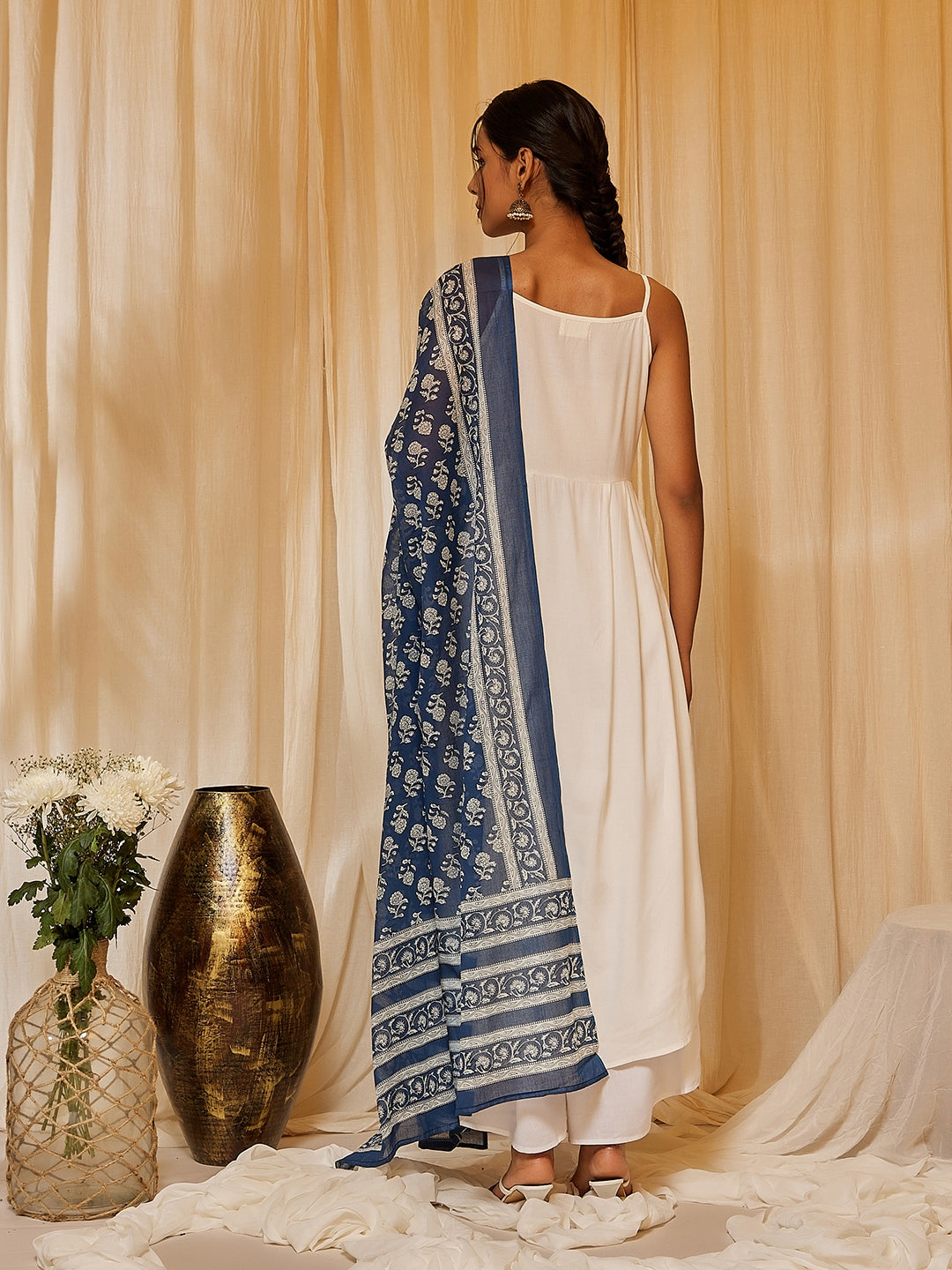 InWeave Women's White Strappy Kurta Palazzo Set - Distacart