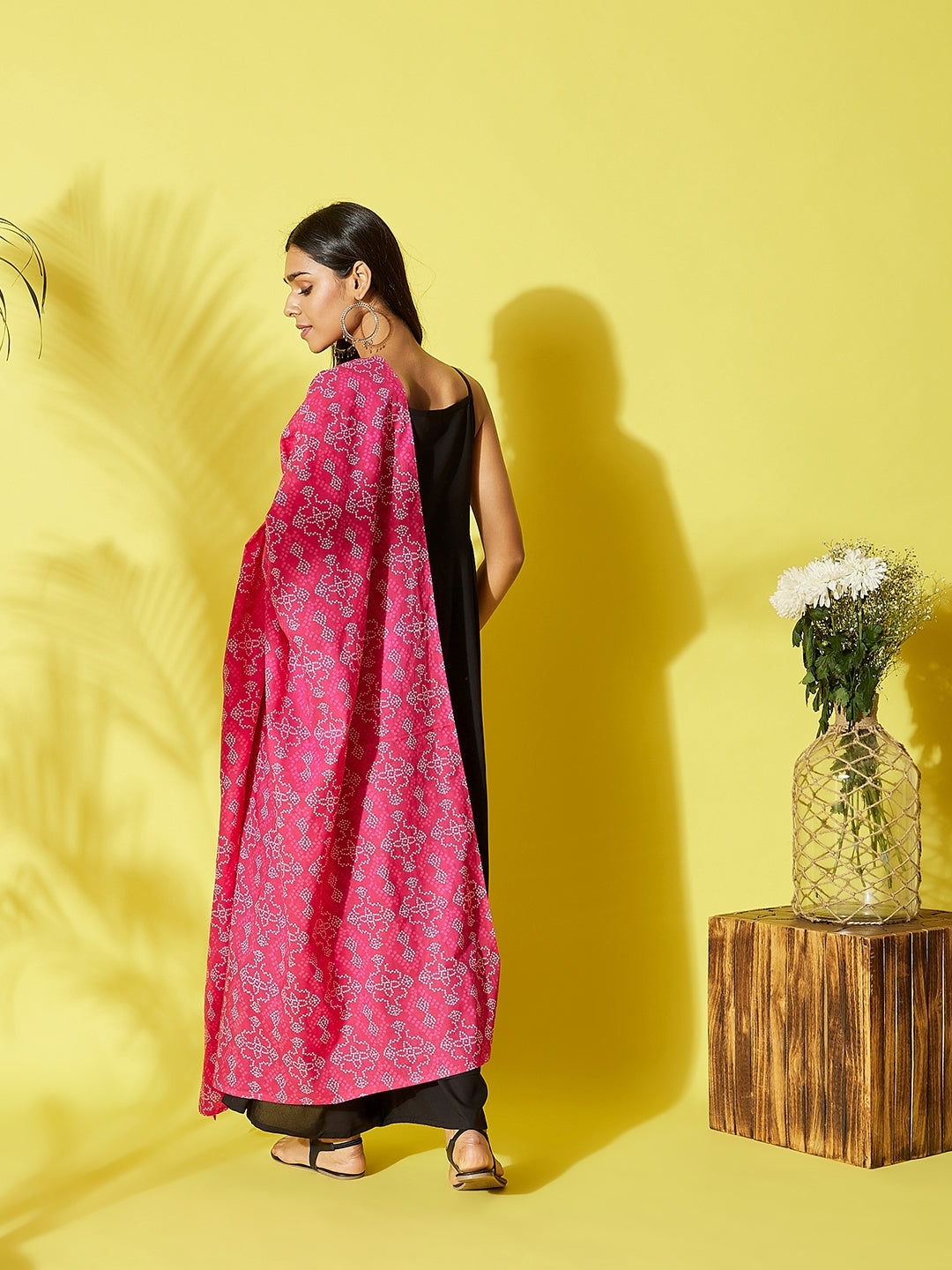 InWeave Women's Black Strappy Kurta Palazzo Set With Pink Bandhini Dupatta - Distacart