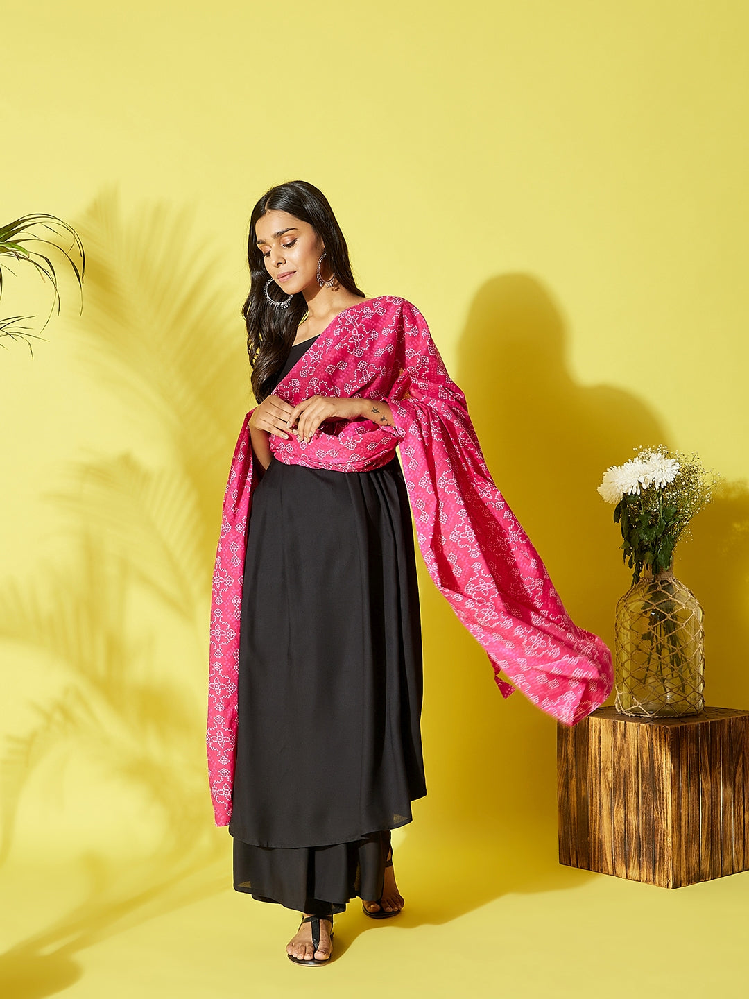 InWeave Women's Black Strappy Kurta Palazzo Set With Pink Bandhini Dupatta - Distacart