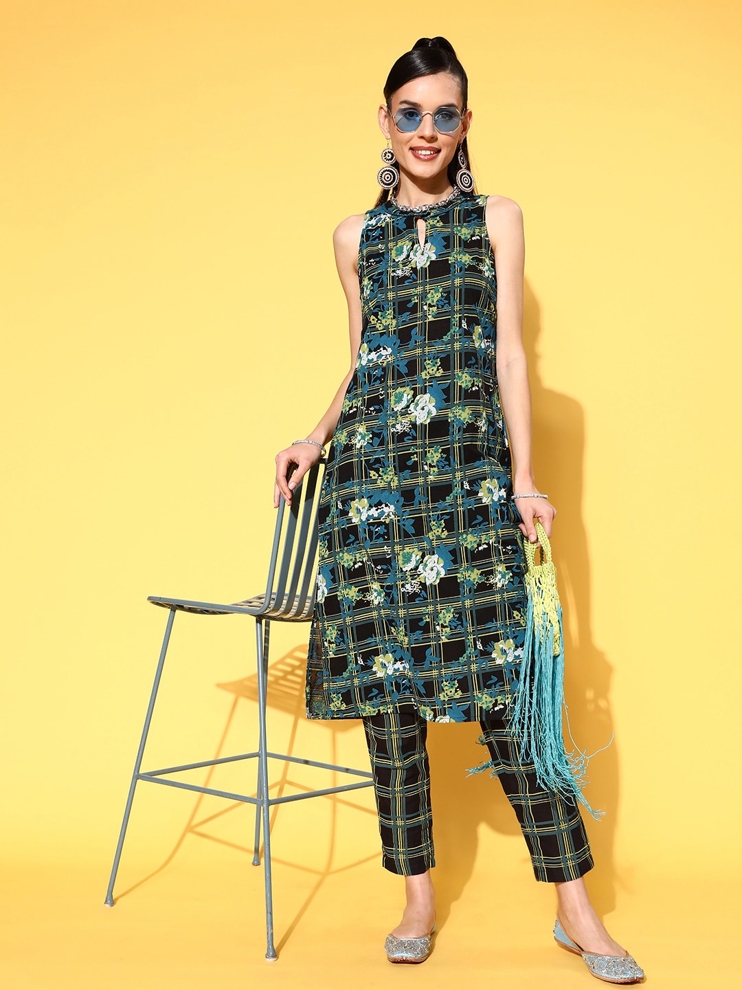 Sangria Women Ink Black Printed Parade Pure Cotton Kurta with Trousers - Distacart