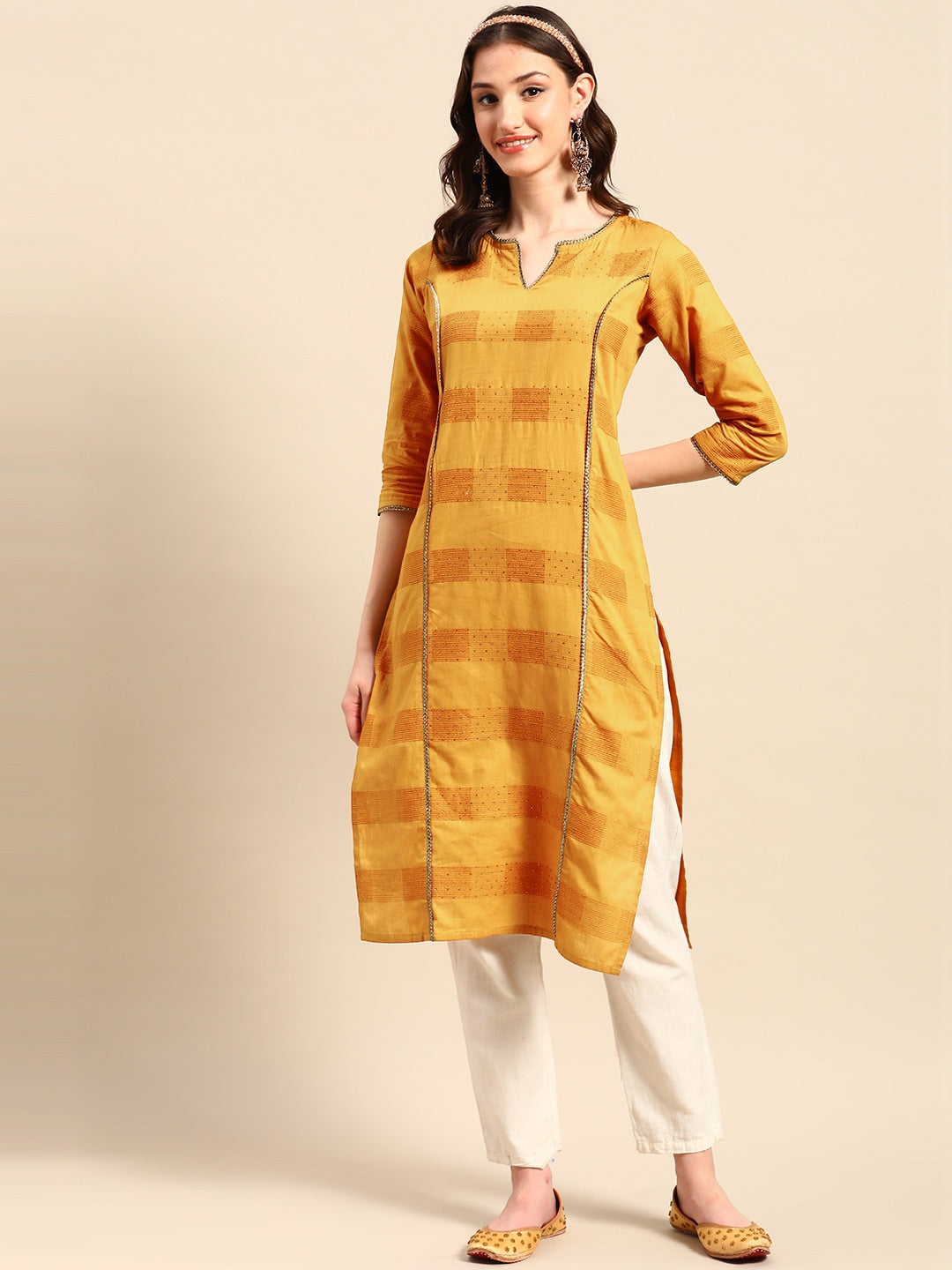Sangria Embellished Cotton Kurta - Distacart