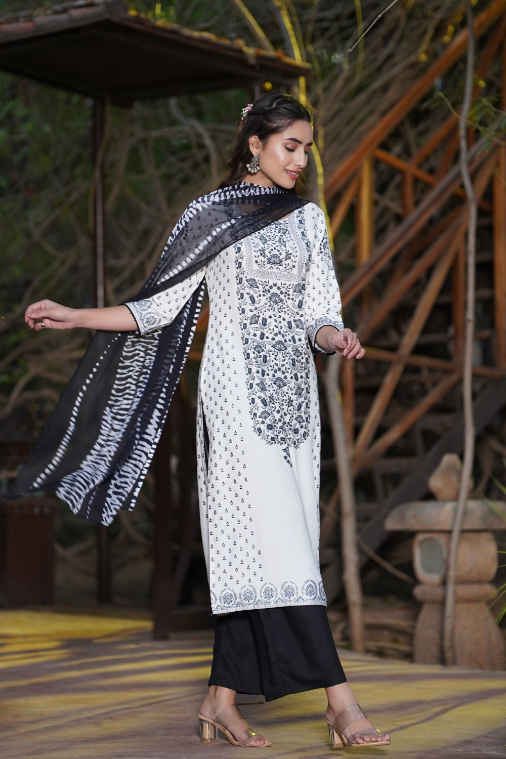 Juniper Womens White Rayon Floral Glitter Placement Printed Straight Kurta With Solid Bottom And Printed Dupatta Set - Distacart