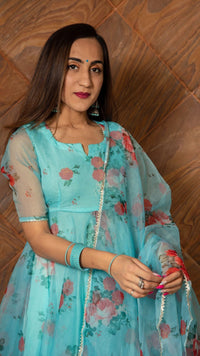 Thumbnail for Pomcha Jaipur Blue And Red Floral Organza Anarkali Set - Distacart