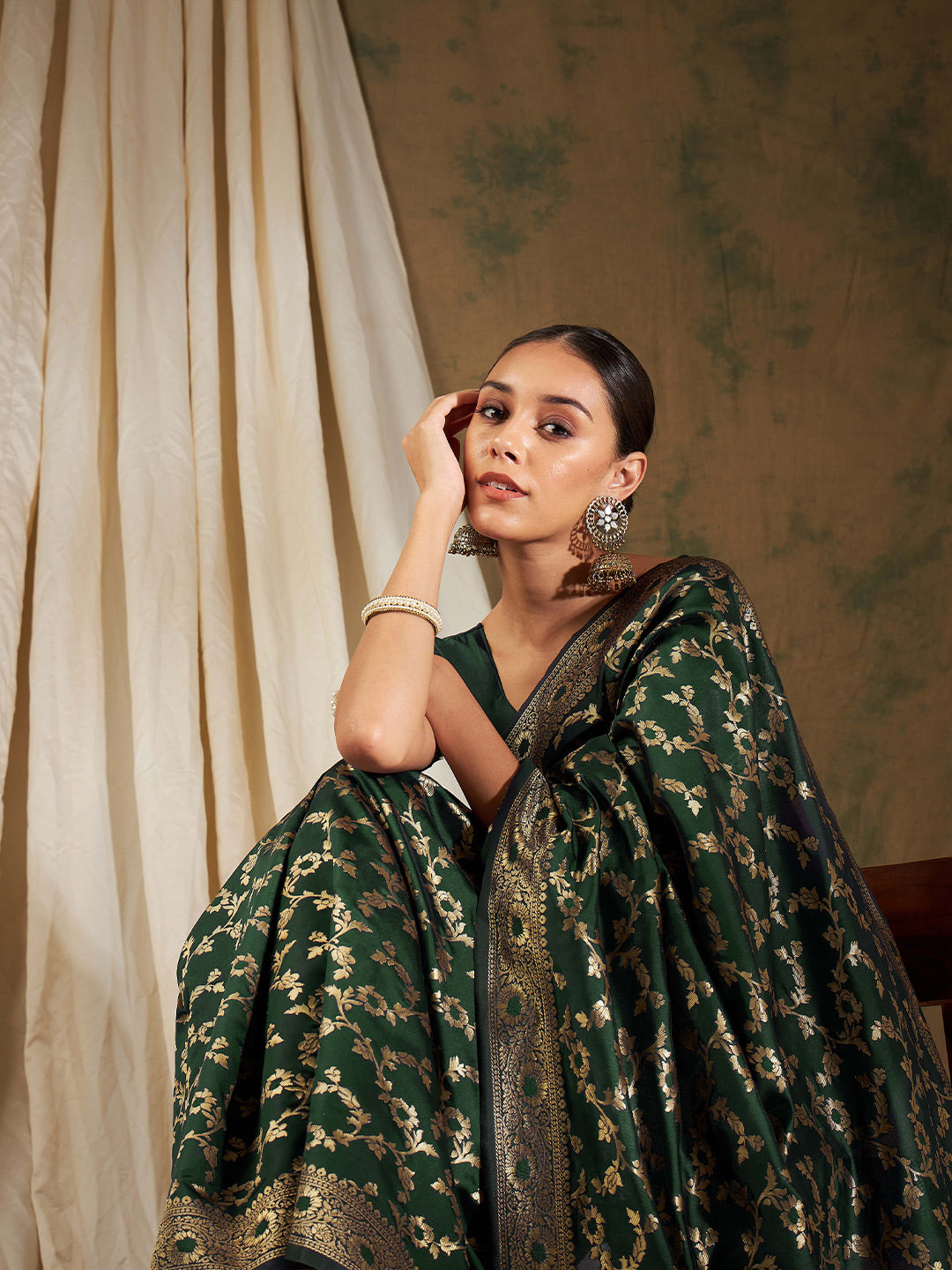 Sangria Woven Design Zari Kanjeevaram Saree - Distacart