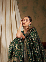 Thumbnail for Sangria Woven Design Zari Kanjeevaram Saree - Distacart