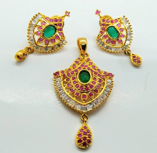 Multicolor AD Designer Small Pendant Set