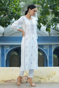 Thumbnail for Juniper Women's White Rayon Placement Printed Straight Kurta - Distacart