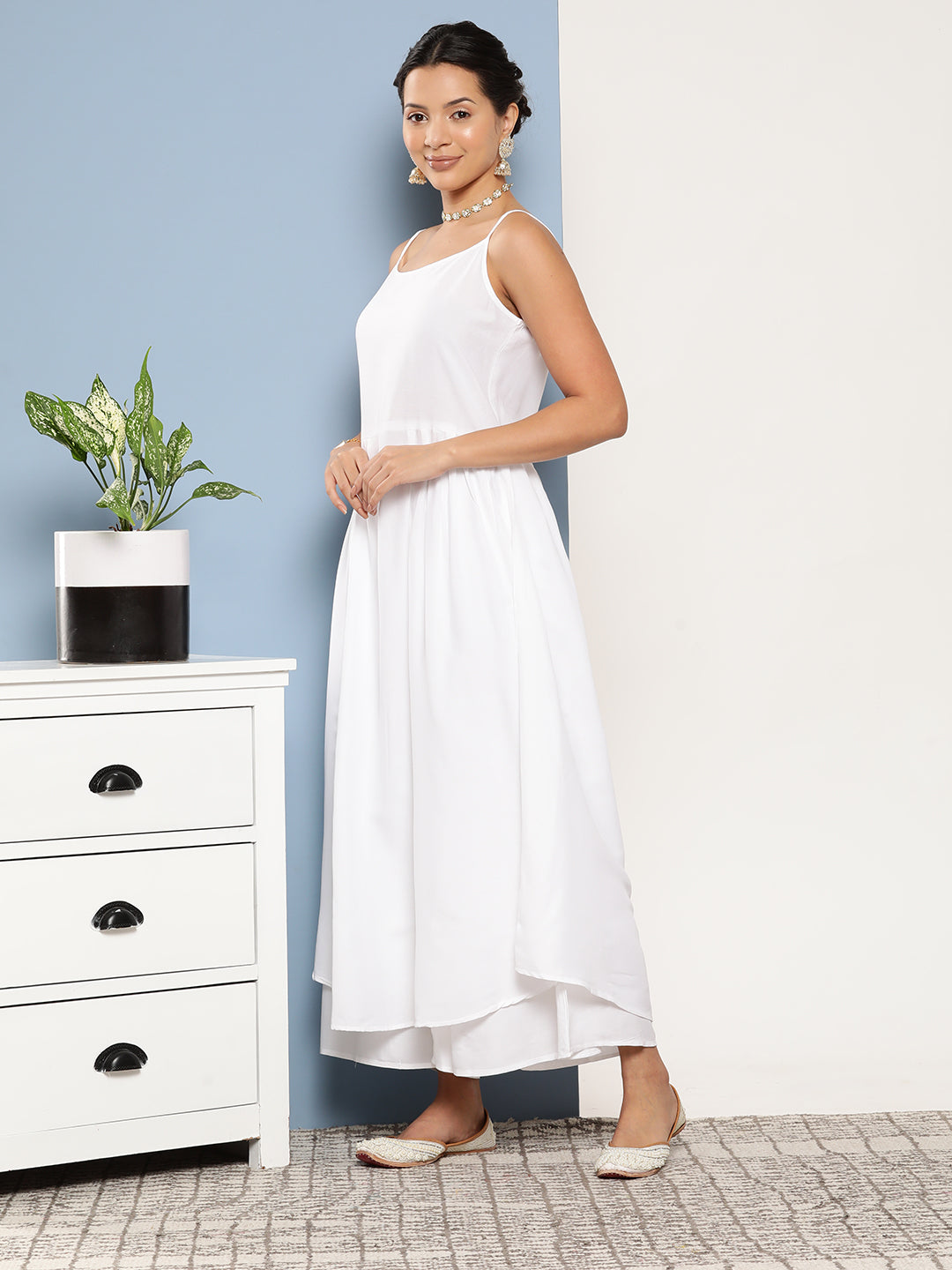 InWeave Women's Cream Strappy With Peach White Chintz Organza Dupatta - Distacart