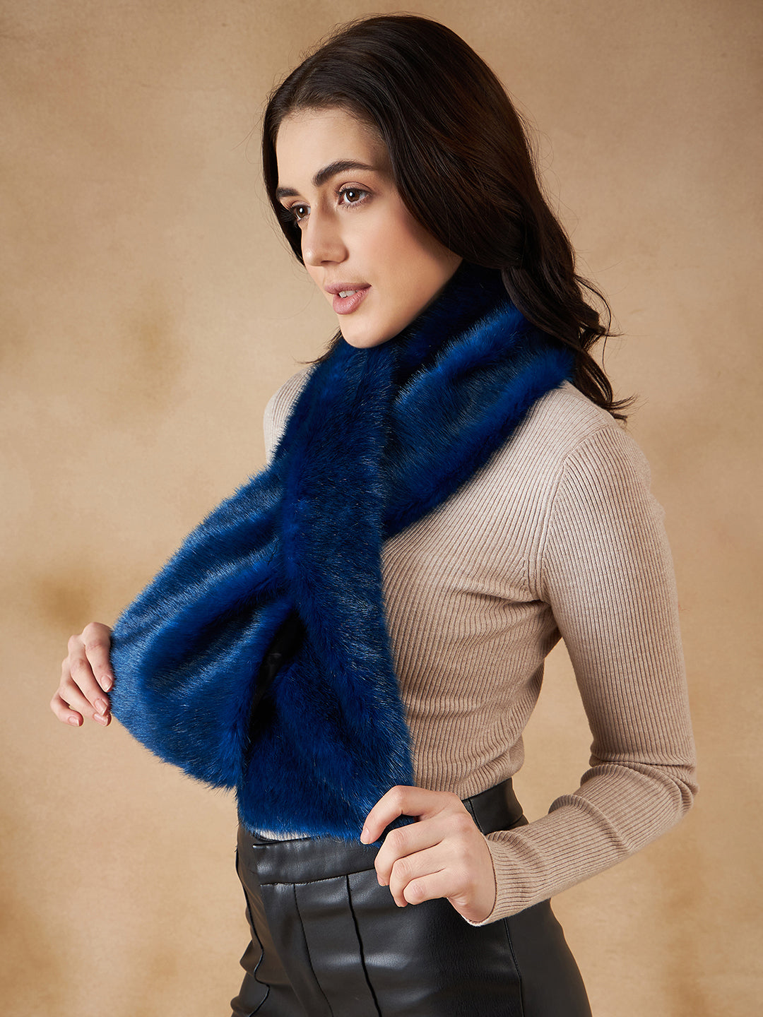 InWeave Women's Royal Blue Faux Fur Neck Warmer - Distacart
