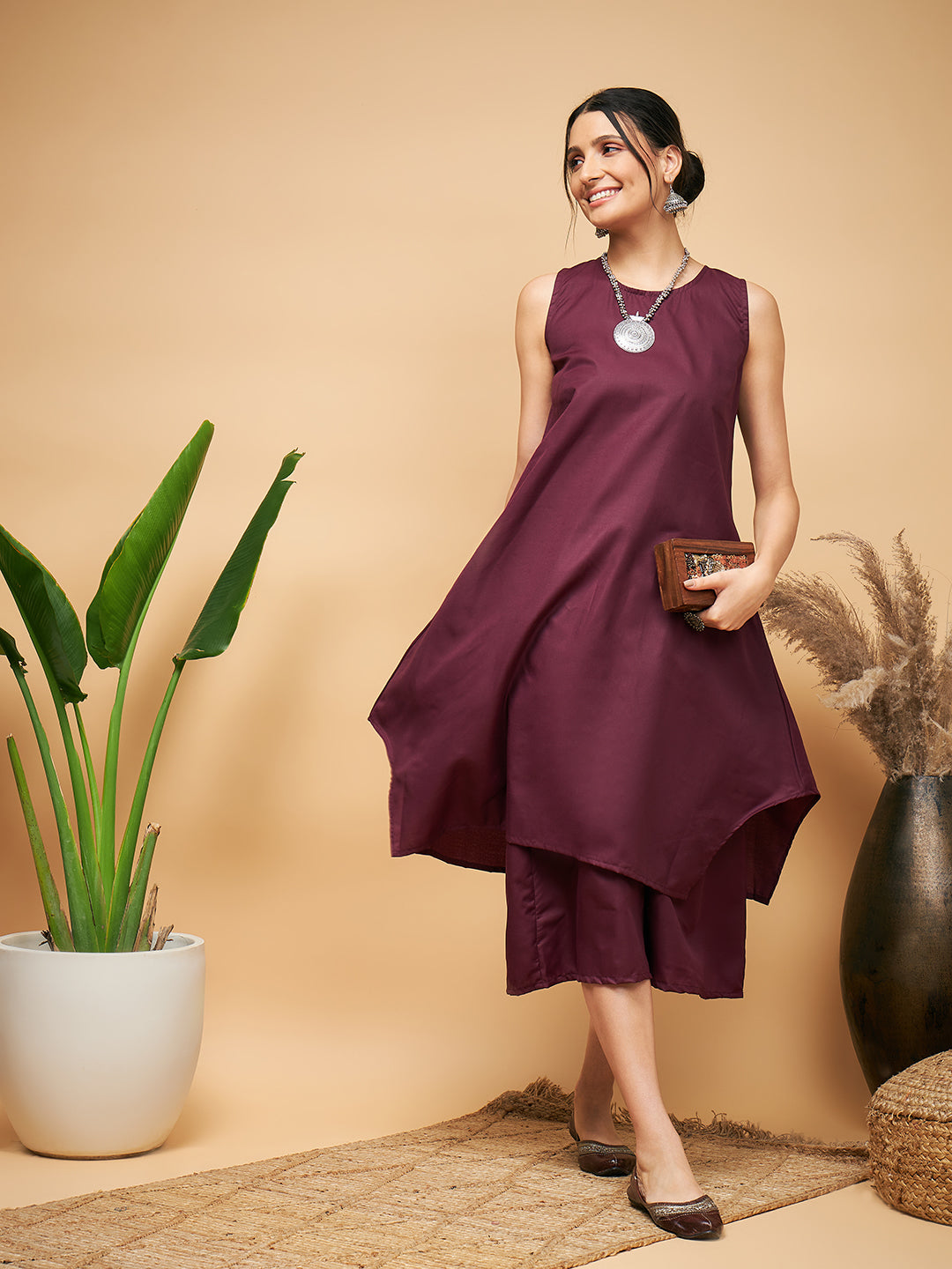 InWeave Women's Wine Solid Short Kurta Palazzo Set - Distacart