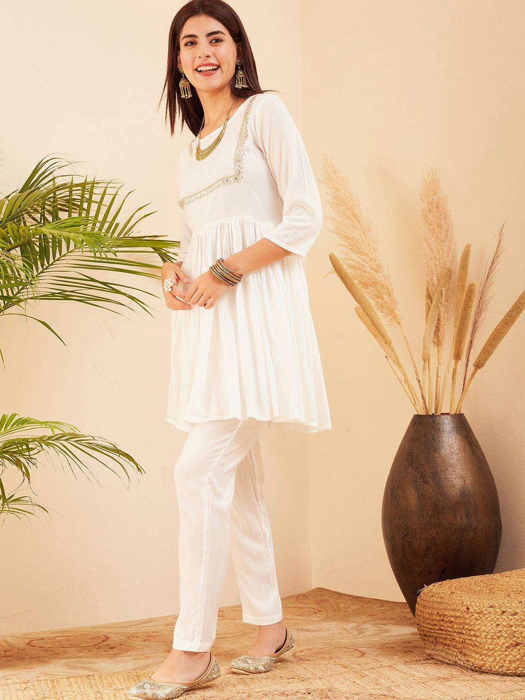 InWeave Women's White Round Neck Square Gota Work Kurta Pant Set - Distacart