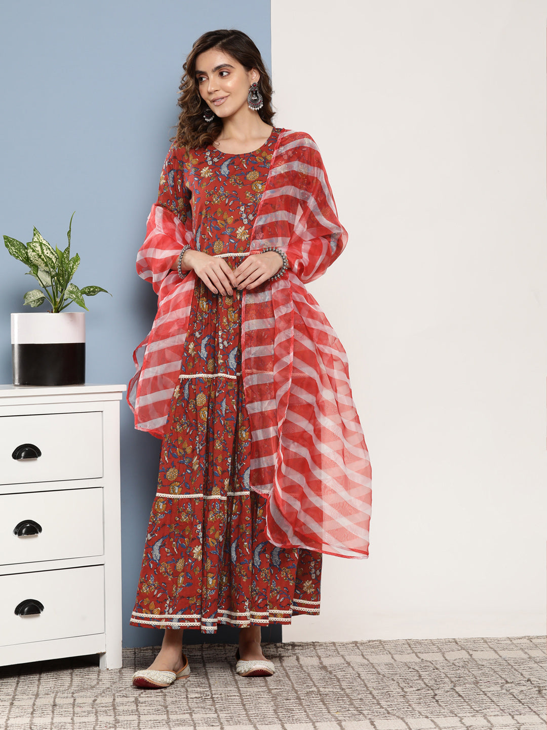 InWeave Women's Red Floral Print Tiered Dress With Lace With Red Leh Dupatta - Distacart