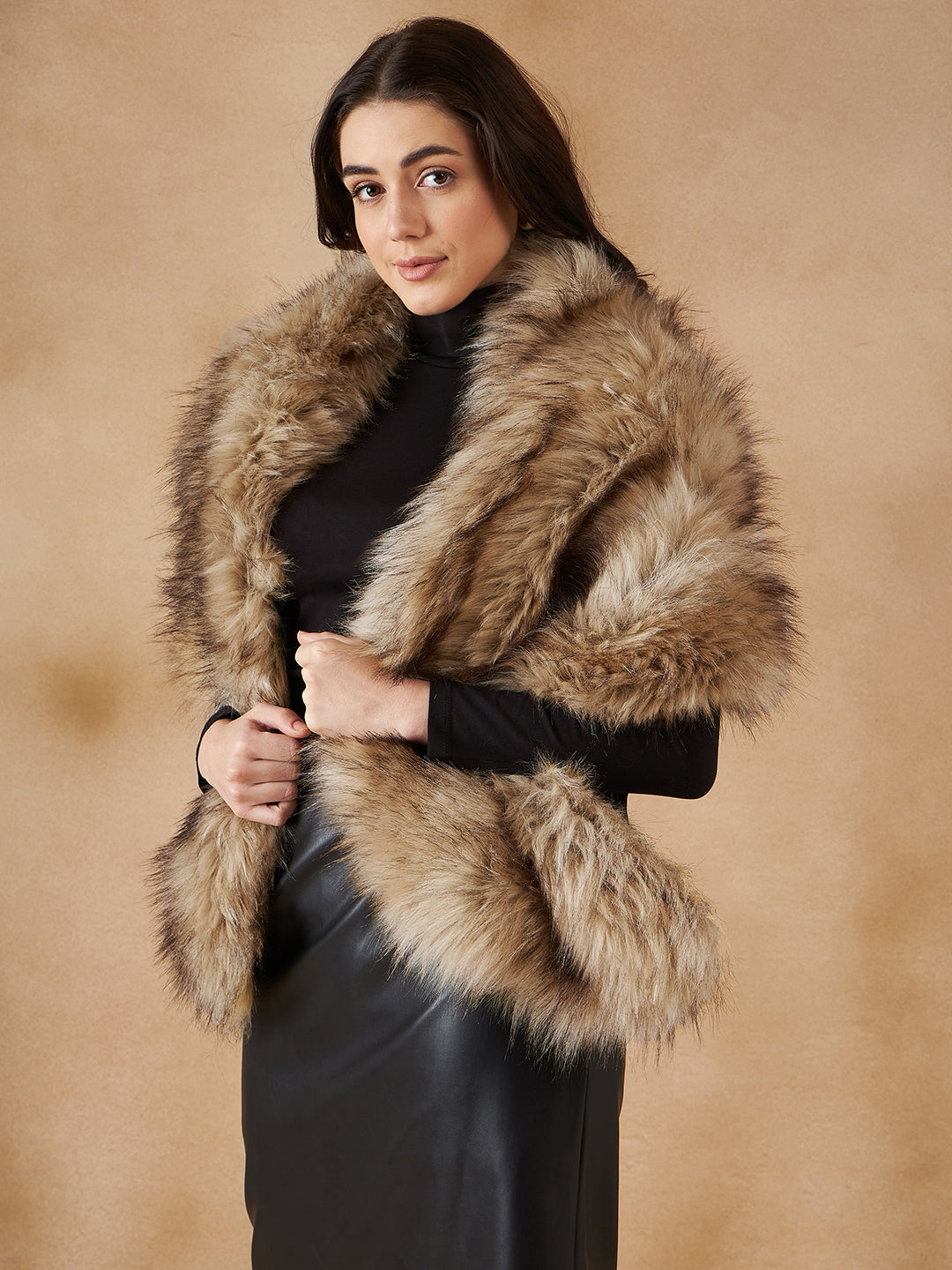 InWeave Women's Winter Beige Faux Fur Cape - Distacart