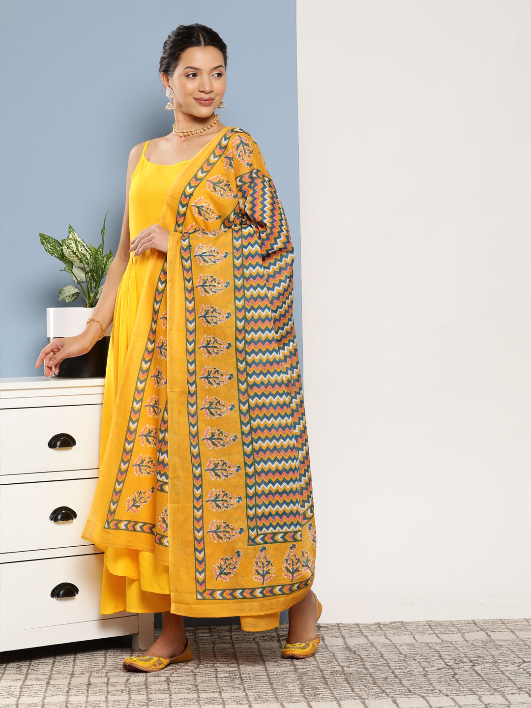 InWeave Women's Yellow Ray Strappy Kurta Set With Yellow Zig Zag Cotton Dupatta - Distacart
