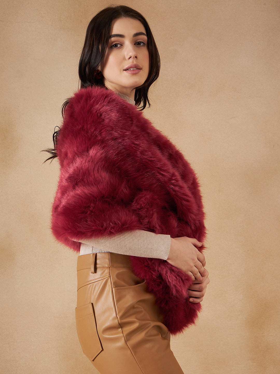 InWeave Women's Bright Rust Fur Cape - Distacart