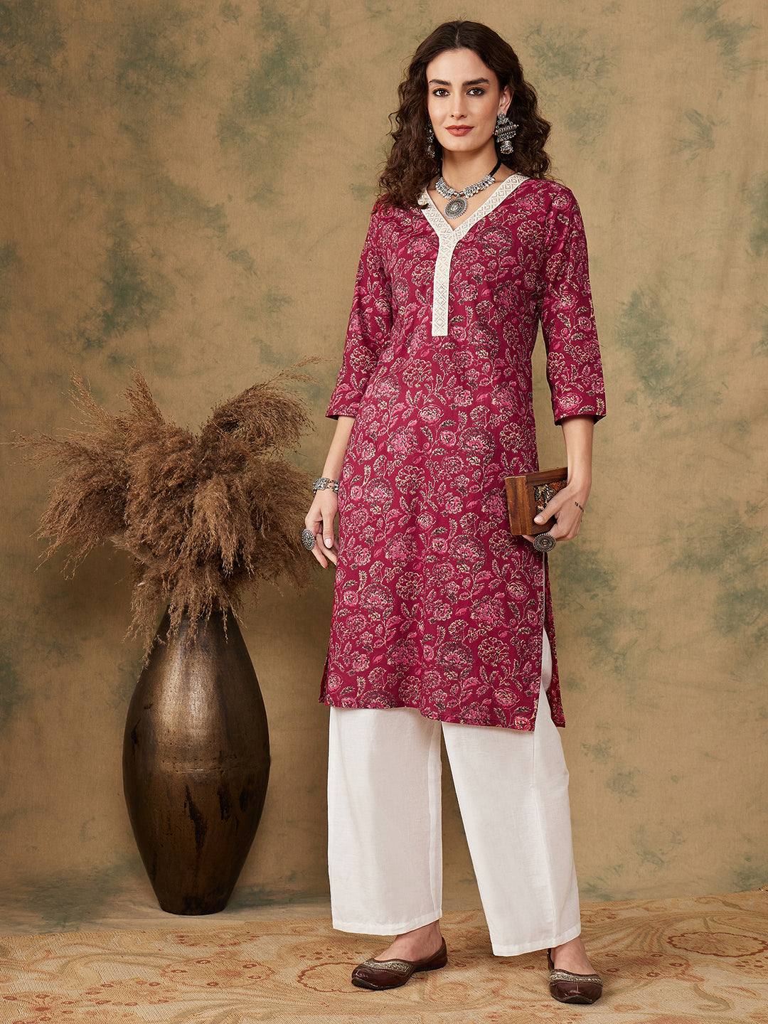 InWeave Women's Burgundy Maroon Print V Neck Lace Work Straight Kurta - Distacart