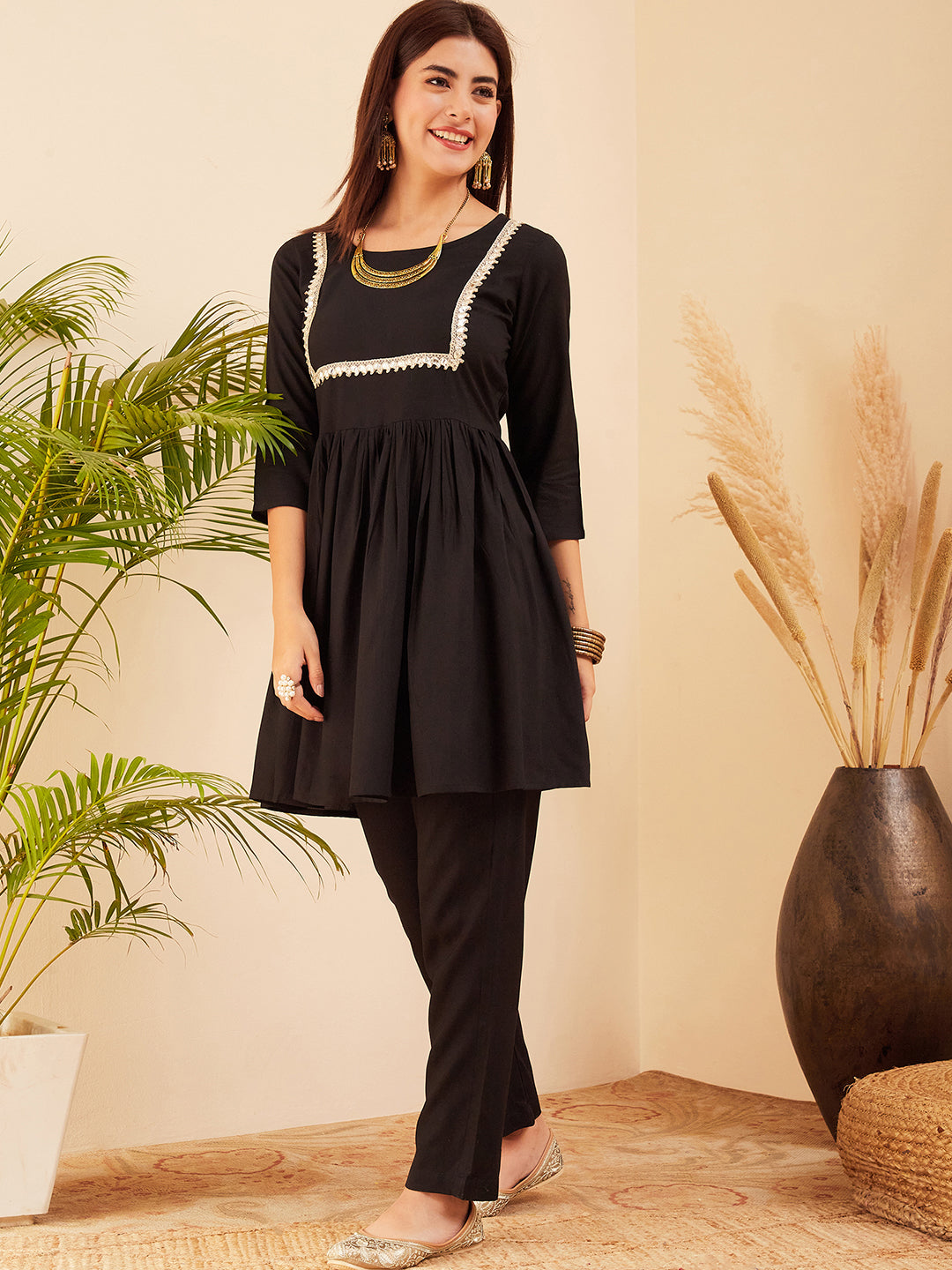 InWeave Women's Black Round Neck Square Gota Work Kurta Pant Set - Distacart