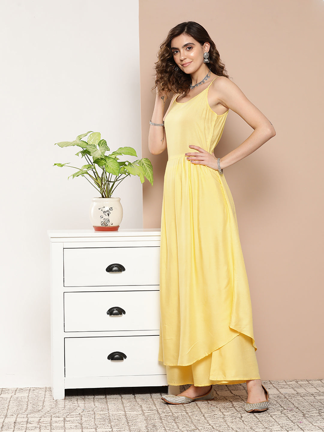 InWeave Women's Light Yellow Ray Strappy Set With Aqua Printed Border Dupatta - Distacart