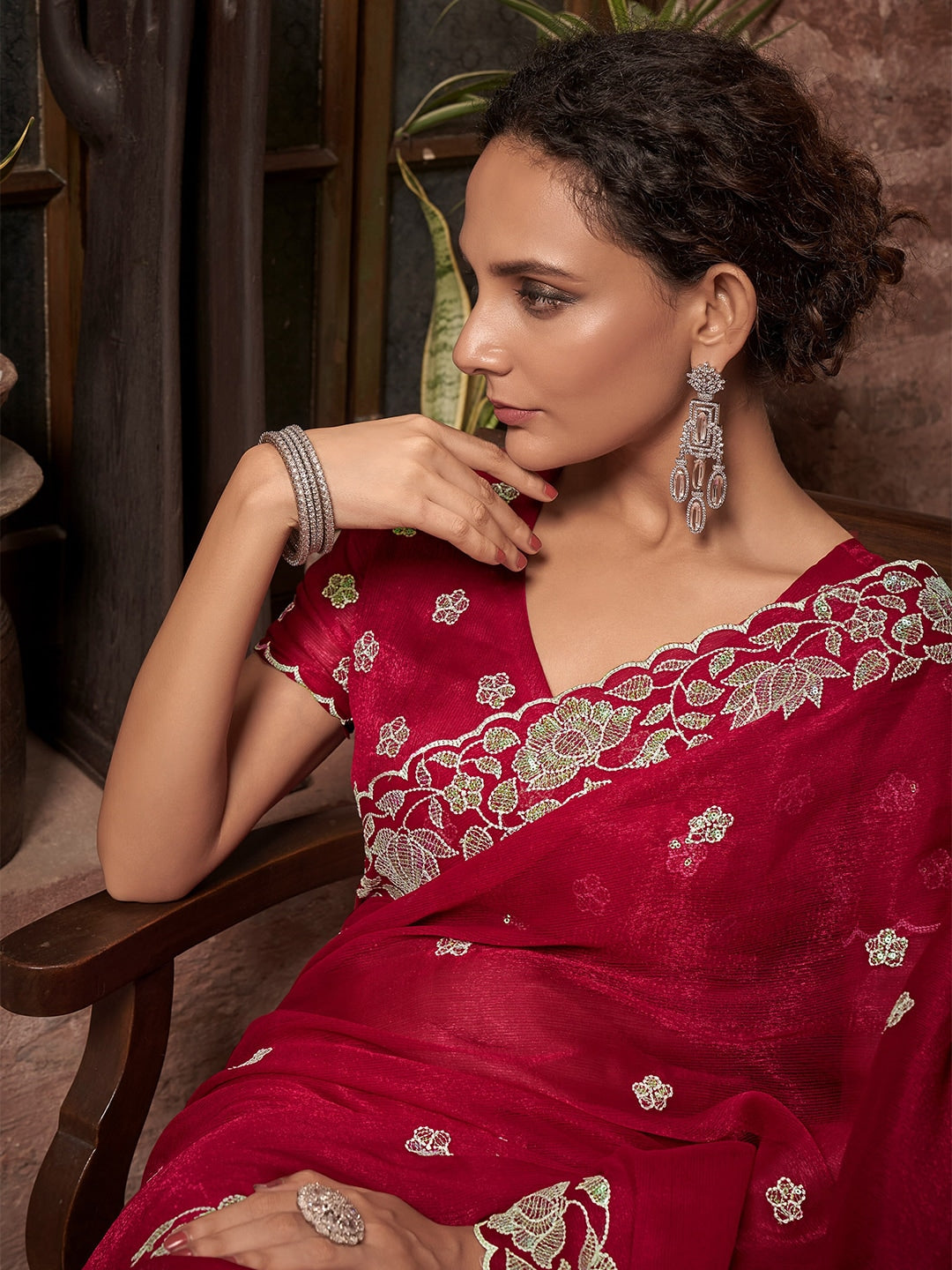 Mitera Red & Gold-Toned Floral Embroidered Pure Chiffon Saree - Distacart