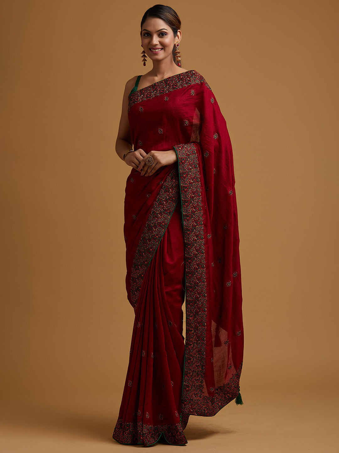 Koskii Maroon & Green Floral Embroidered Art Silk Saree - Distacart