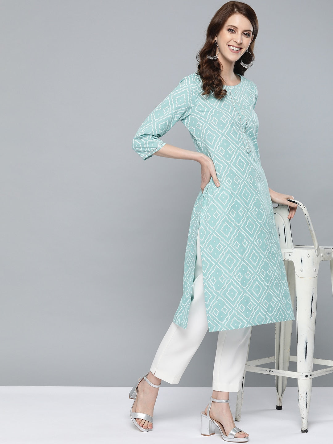 HERE&NOW Women Green & White Bandhani Print Straight Kurta - Distacart
