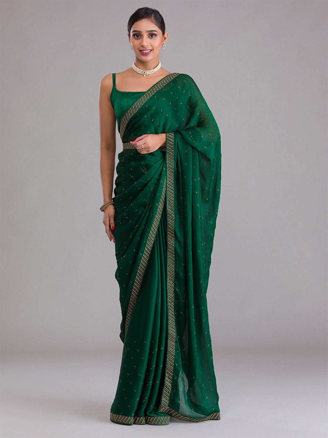Koskii Green & Gold-Toned Embellished Beads and Stones Saree - Distacart