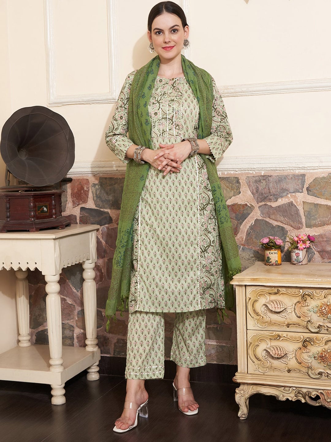Sangria Floral Printed Gotta Patti Pure Cotton Straight Kurta With Trousers & With Dupatta - Distacart