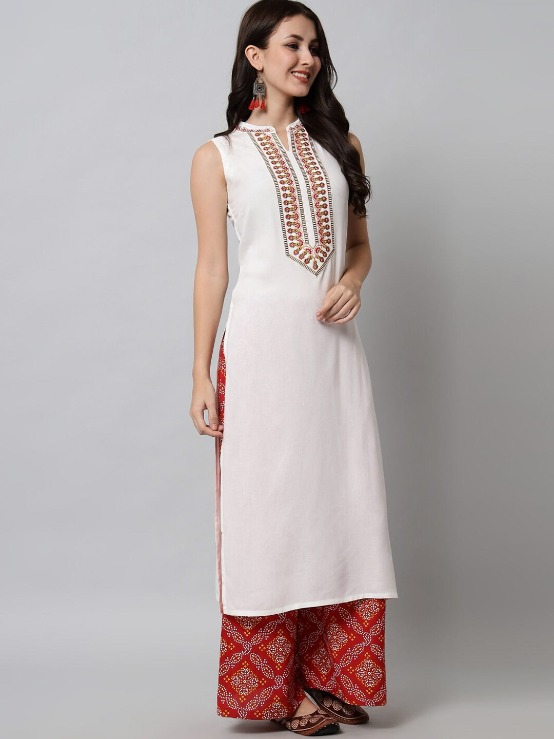 Kalini Women White Embroidered Thread Work Kurta - Distacart