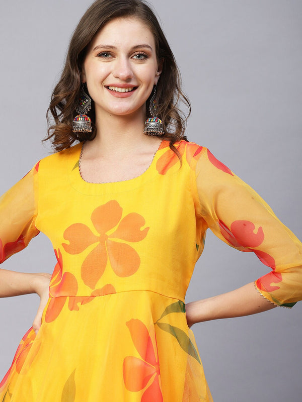 Kalini Floral Printed Gotta Patti Kurta with Trousers & With Dupatta - Distacart