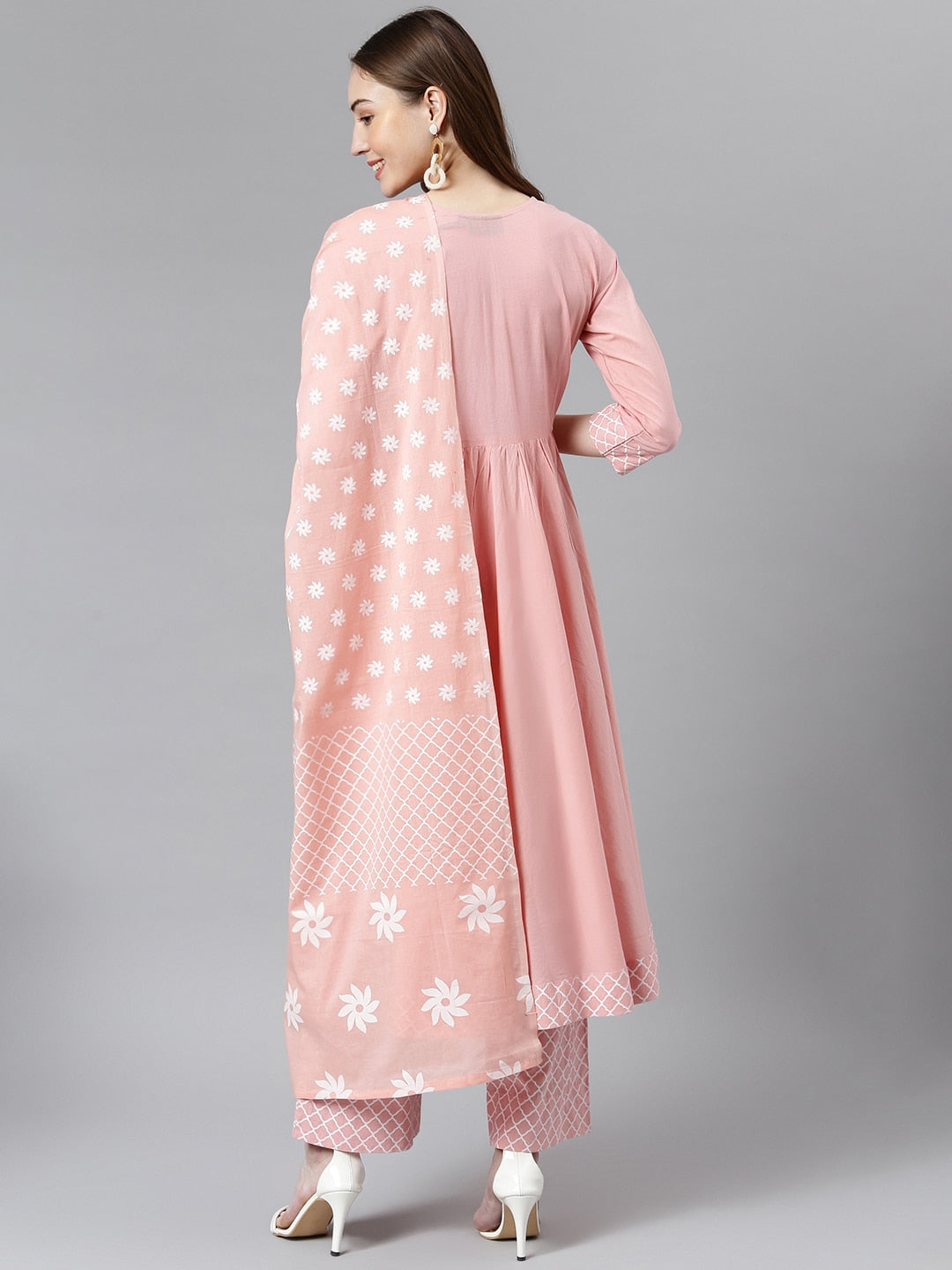 Khushal K Women Peach-Coloured Printed Kurta with Palazzos & Dupatta - Distacart