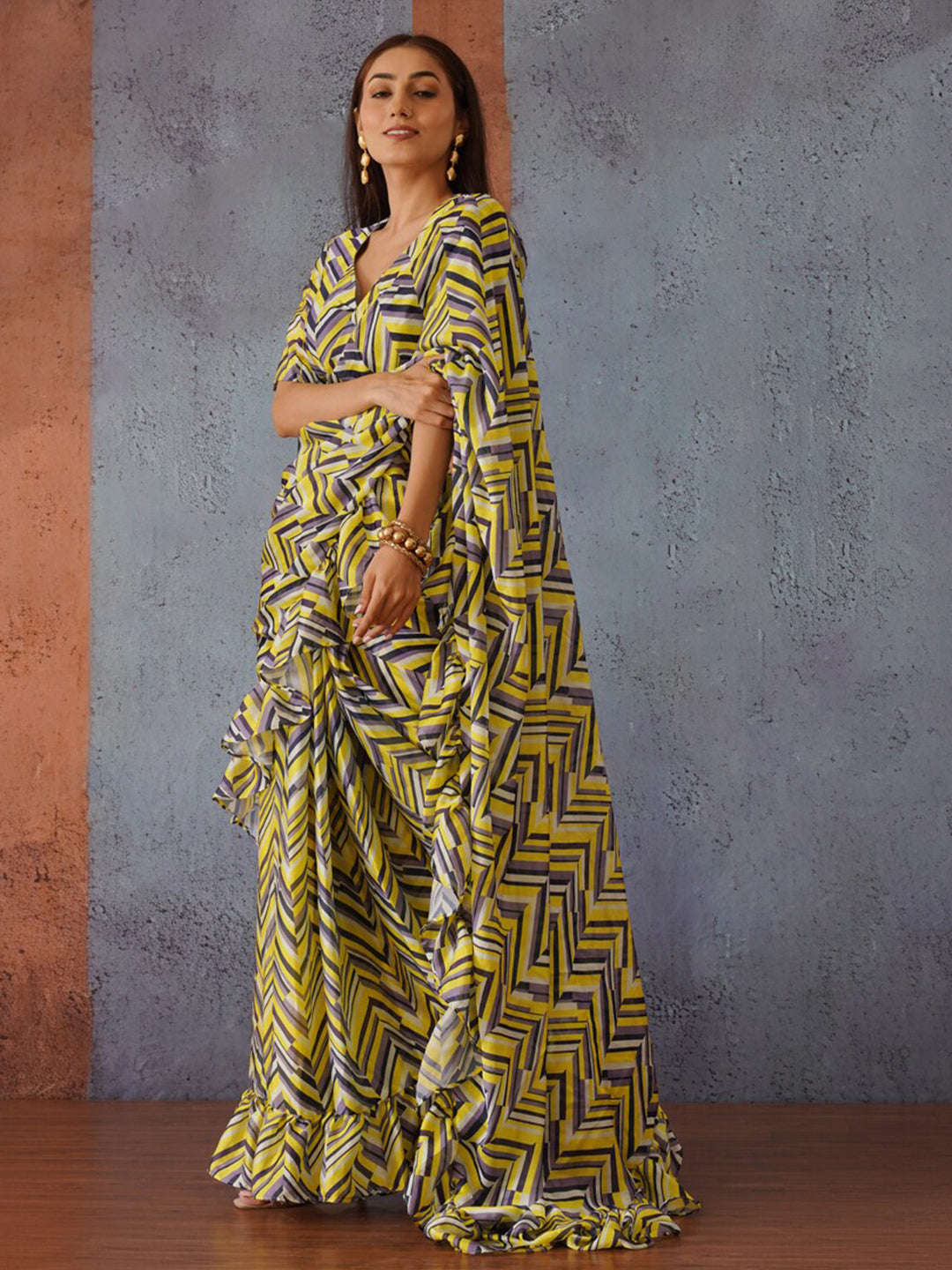 Tikhi Imli Geometric Digital Printed Ruffled Ready to Wear Saree - Distacart