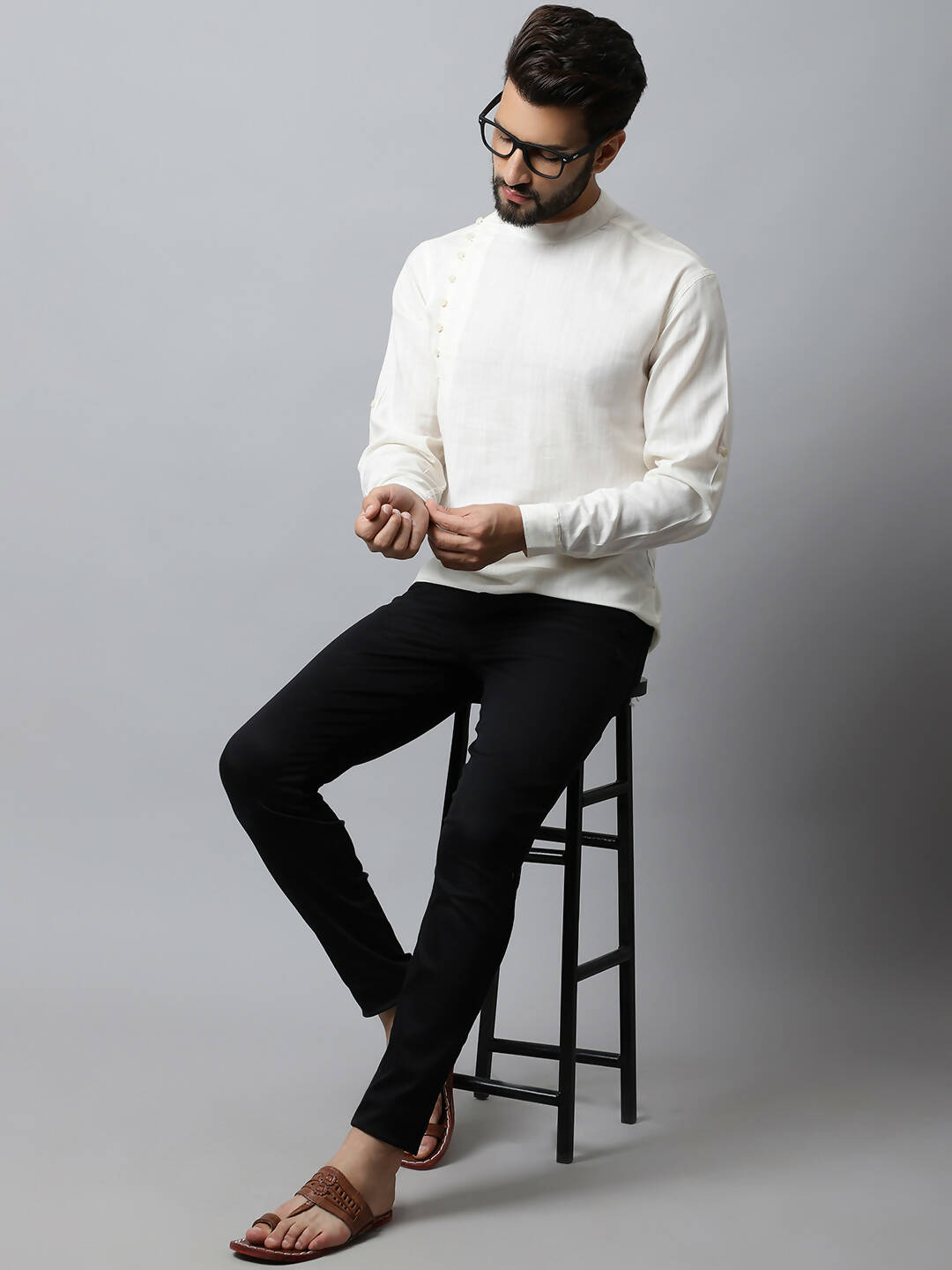 Even Apparels White Color Pure Cotton Men's Kurta With Side Placket (MMS135) - Distacart