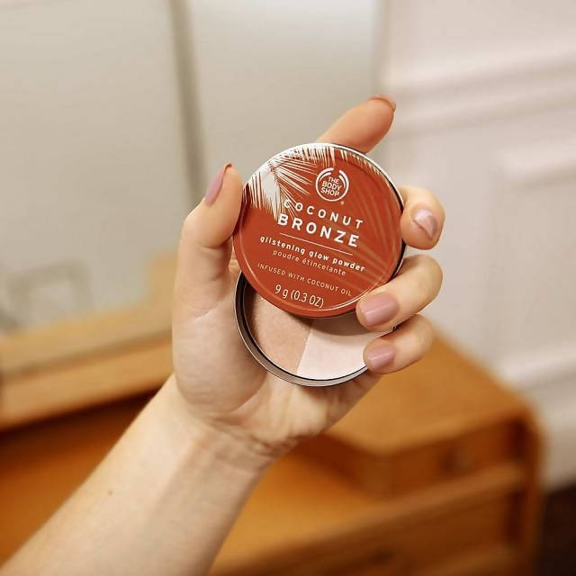 The Body Shop Coconut Bronze Glistening Glow Powder Online