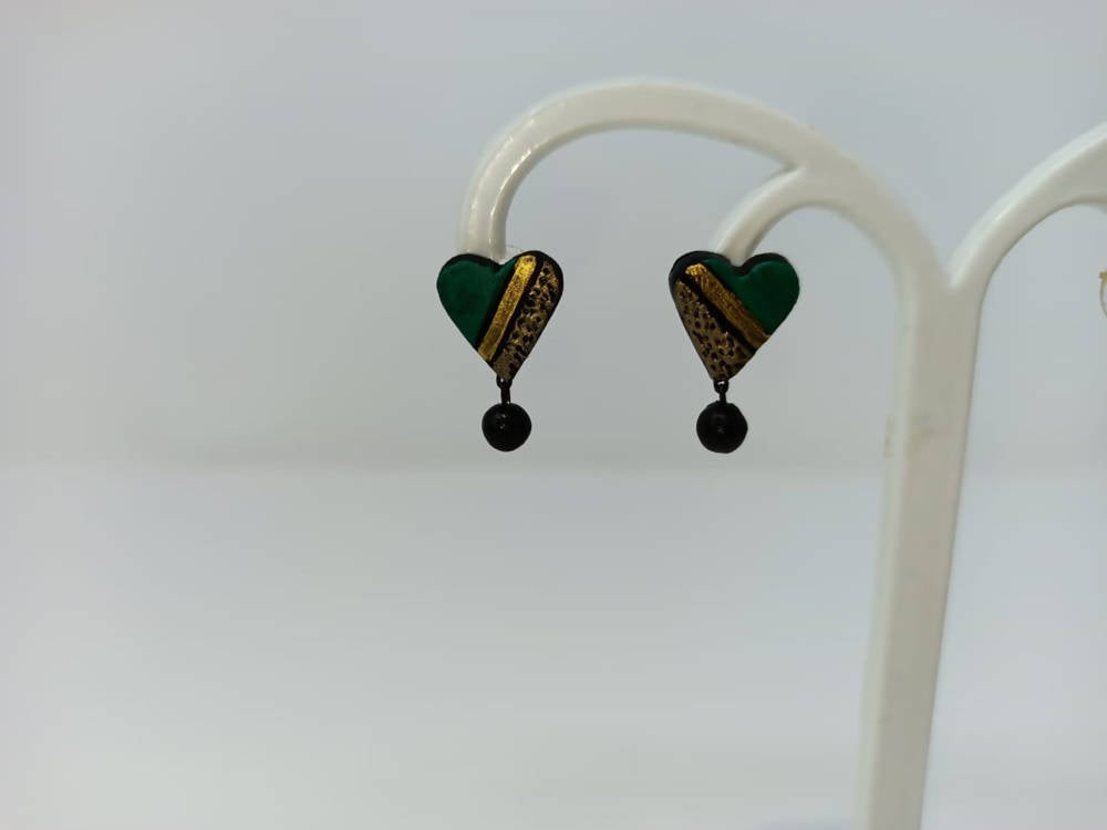 Terracotta Heart-Shape Ear Studs
