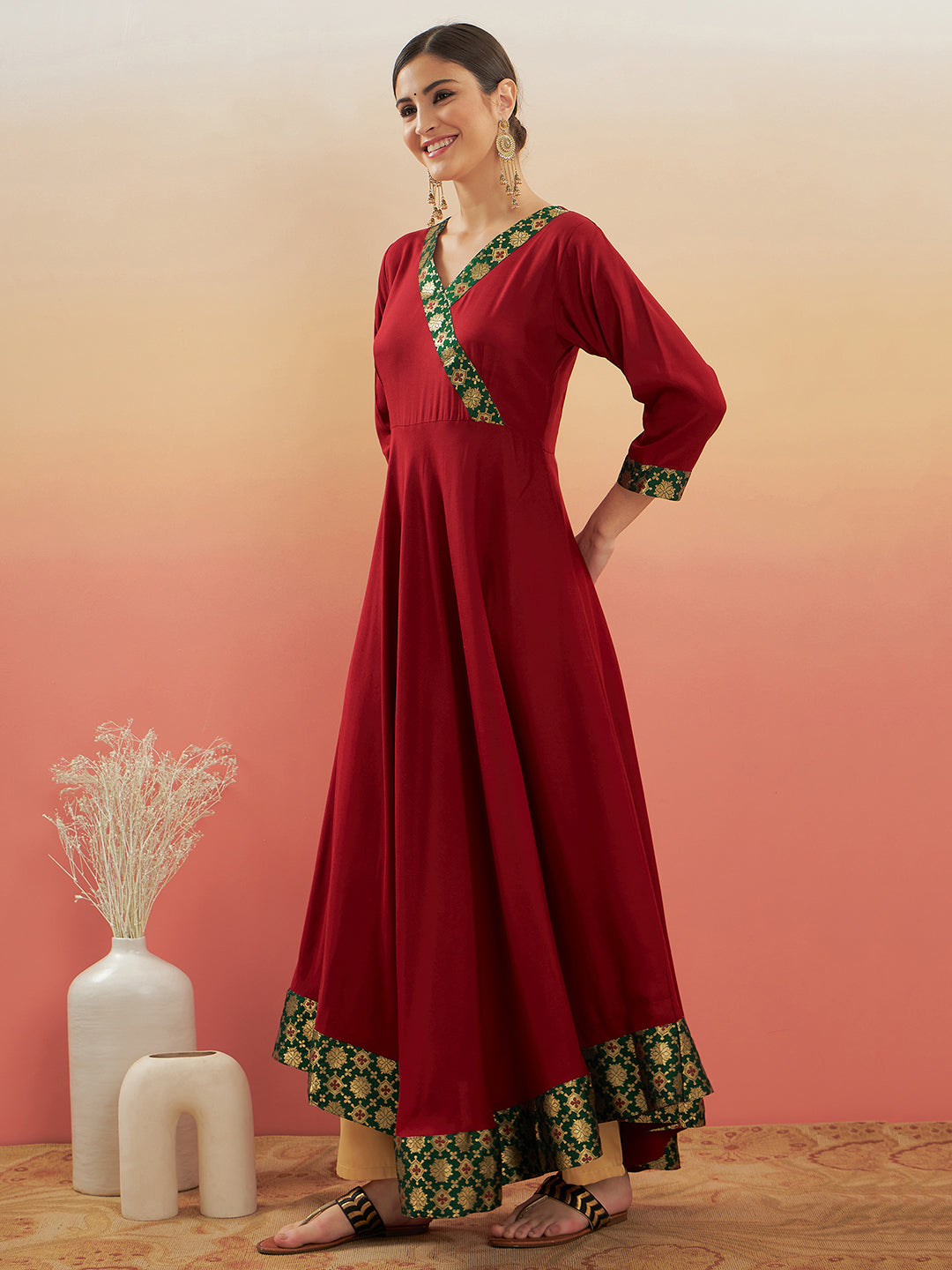InWeave Women's Maroon Green Border Anarkali Kurta - Distacart