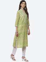 Thumbnail for Biba Women Green Floral Embroidered Kurta - Distacart