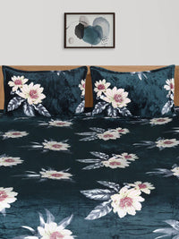 Thumbnail for Cloth Fusion Green & White Floral Velvet Warm 104 TC King Bedsheet With 2 Pillow Covers - Distacart