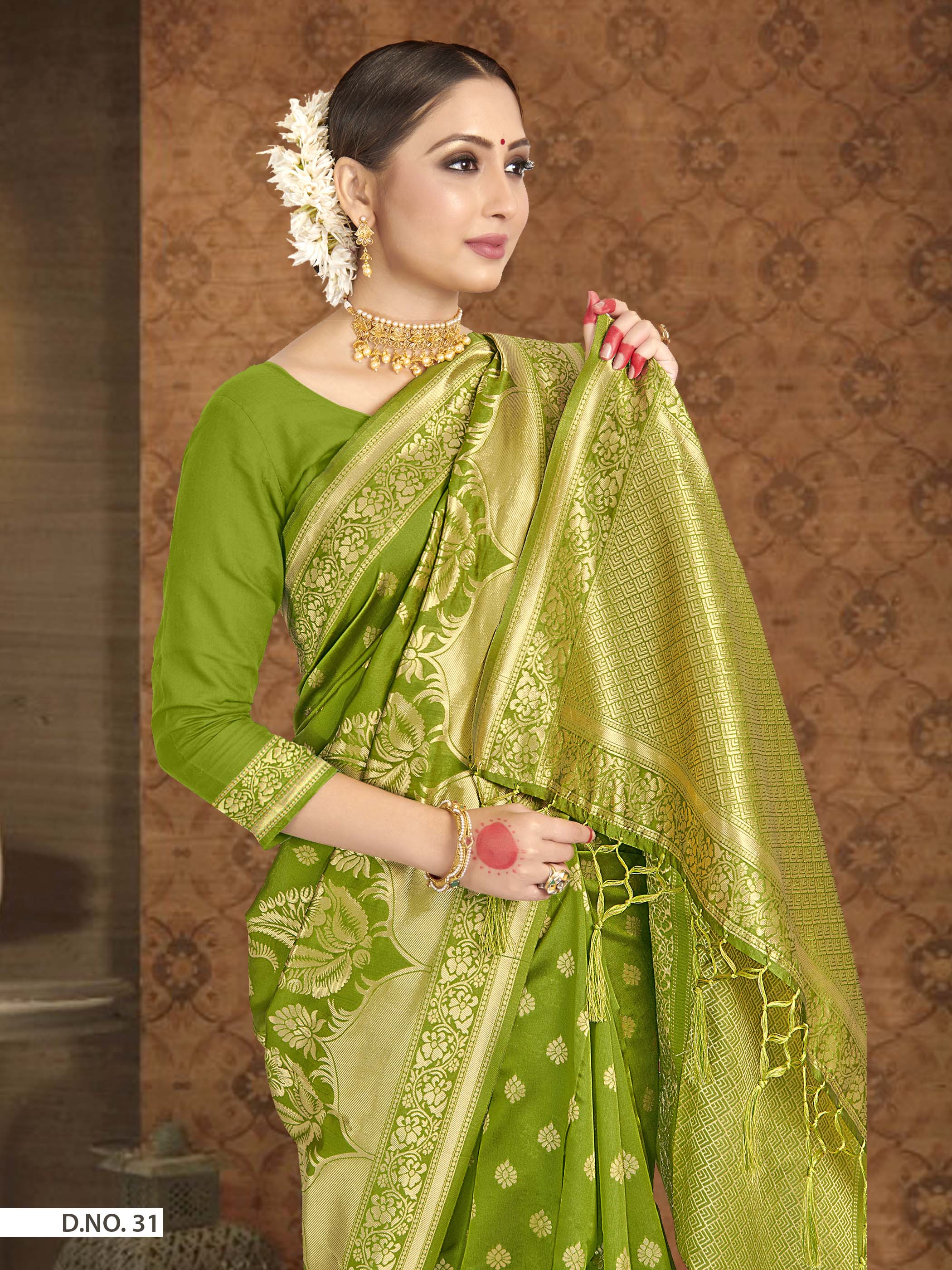 Vardha Pear Green Zari Floral Woven Banarasi Saree