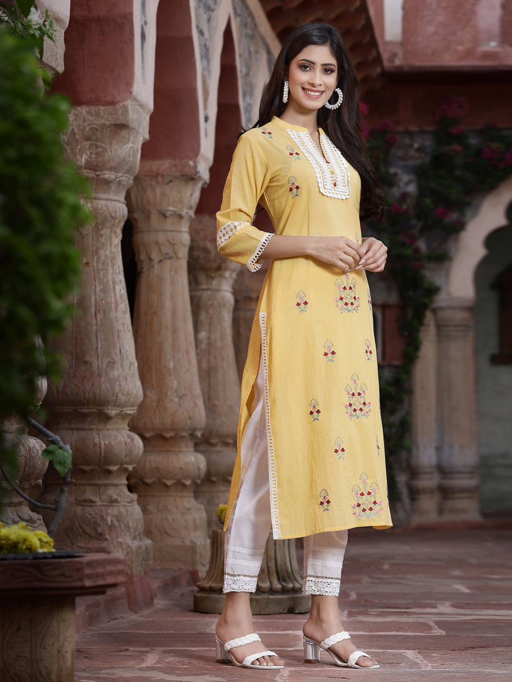 Juniper Women's Yellow Cambric Embroidered Straight Kurta - Distacart