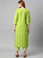 Thumbnail for Kalini Women Green Floral Printed Kurta with Trousers - Distacart