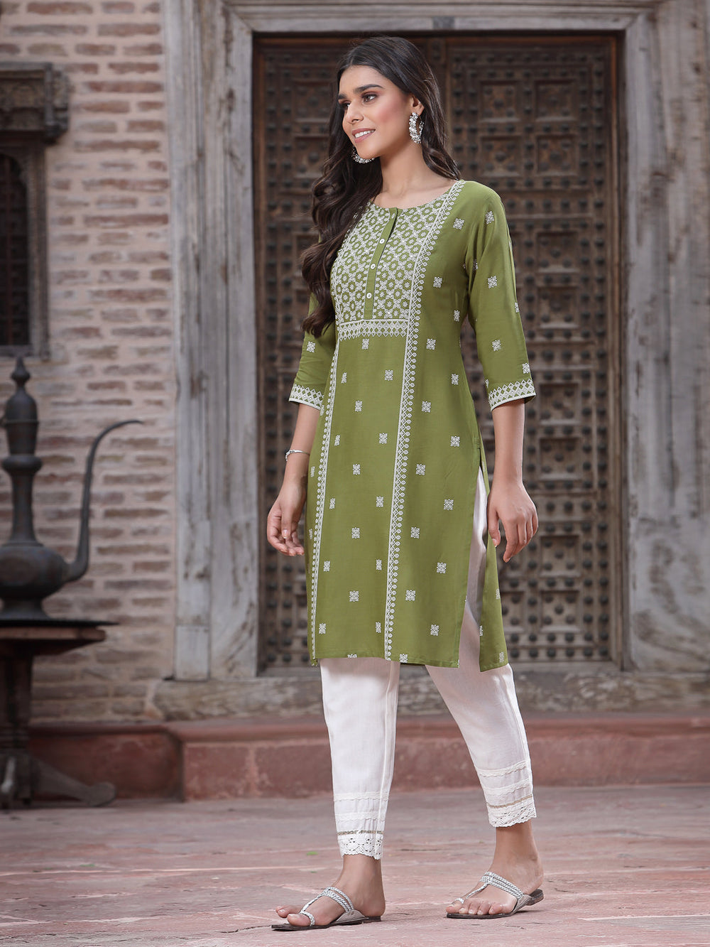Juniper Women's Green Rayon Placement Print Straight Kurta - Distacart