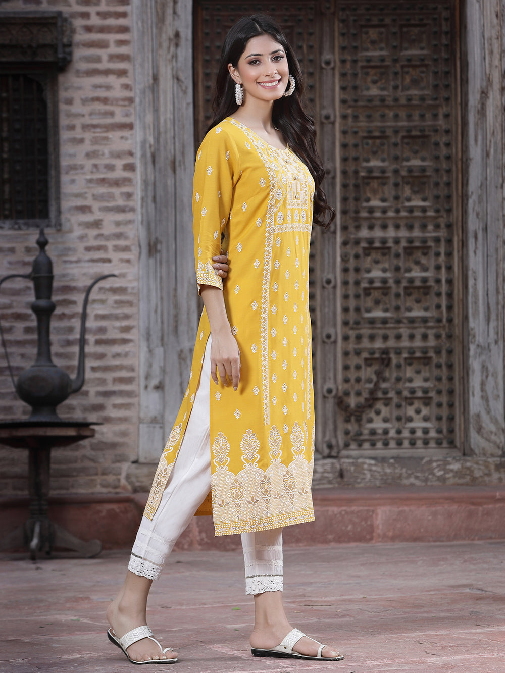 Juniper Women's Mustard Rayon Printed Straight Kurta - Distacart